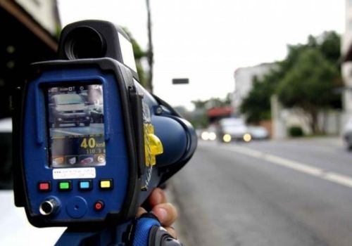 Guia do motorista: Aplicativos para não tomar multa de trânsito