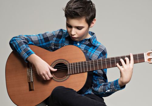 Aplicativos que Vão te Fazer Aprender Tocar Violão!