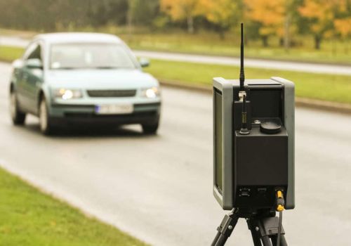 Evite Multas: Os Top aplicativos com Detector de Radares