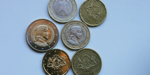Aplicativo para Avaliar Moedas Raras