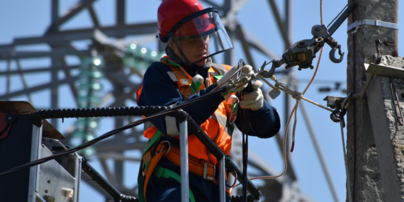 Como se Tornar um Eletricista Profissional
